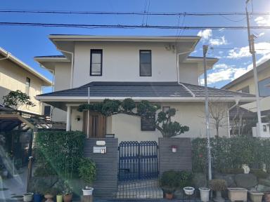 外壁塗装と屋根カバー工事完工でお住いの寿命アップ！